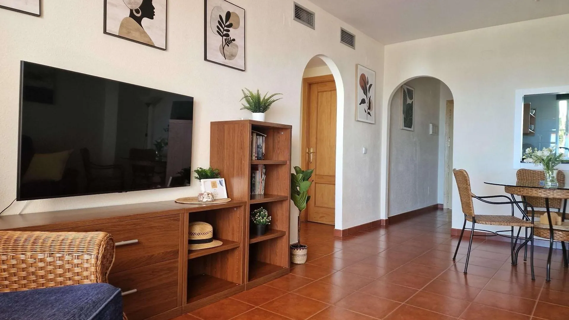 Shr062 Two Bedroom Apartment Valparaiso In Nerja Espagne